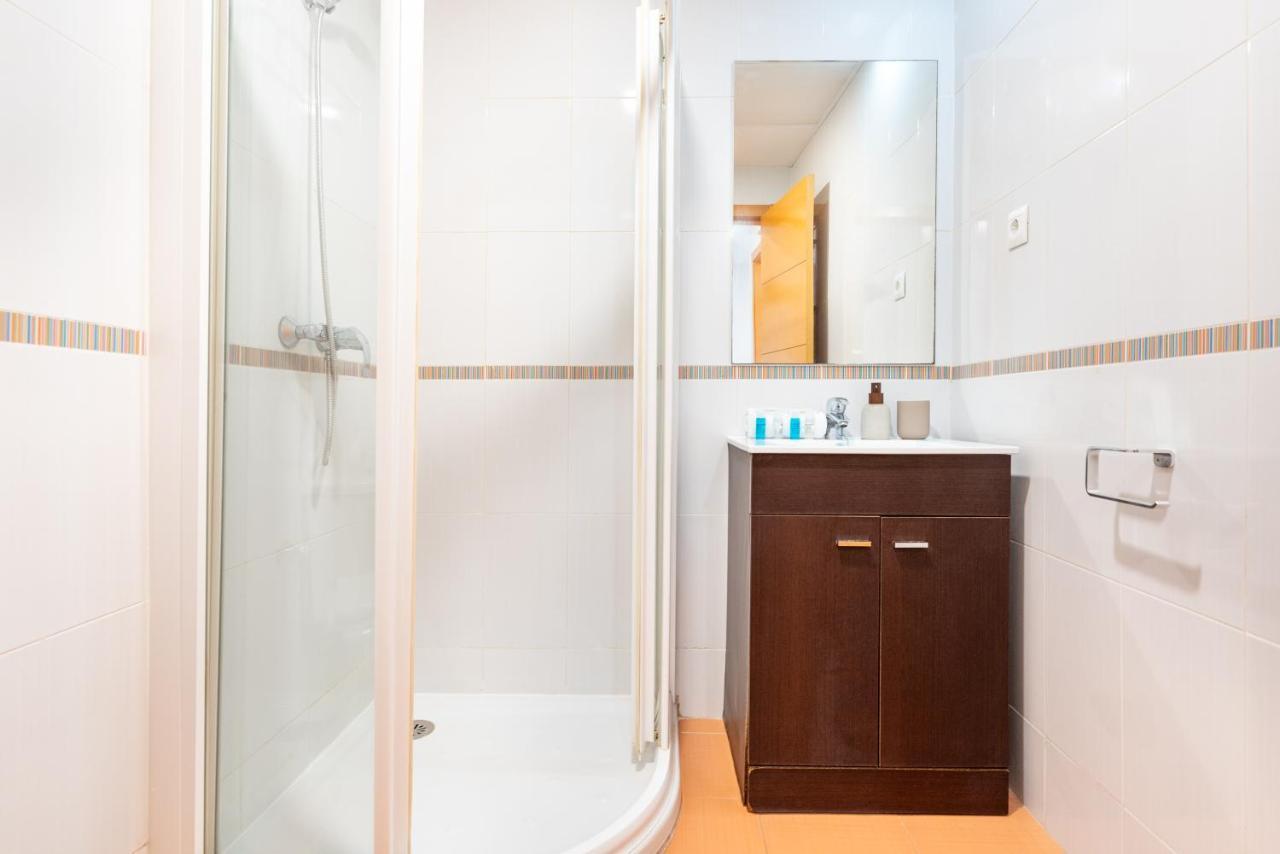 Wintowinrentals Superb New-Look Apartment مالقة المظهر الخارجي الصورة